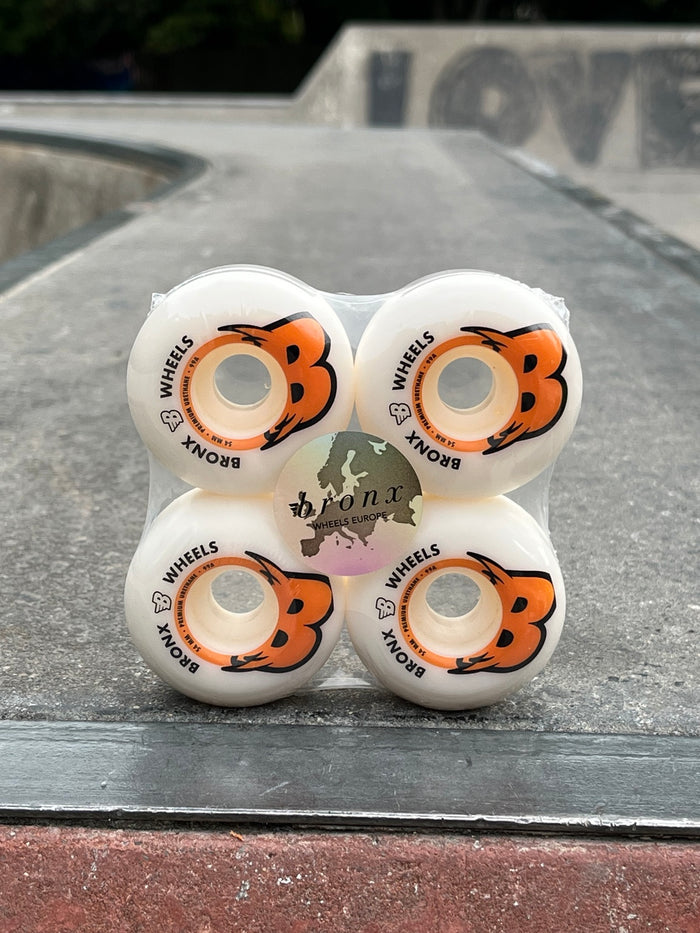Bronx Wheels 54mm 99A set of four packaged