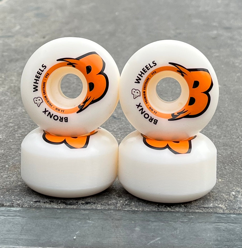 Bronx Wheels 54mm 99A set of four stacked
