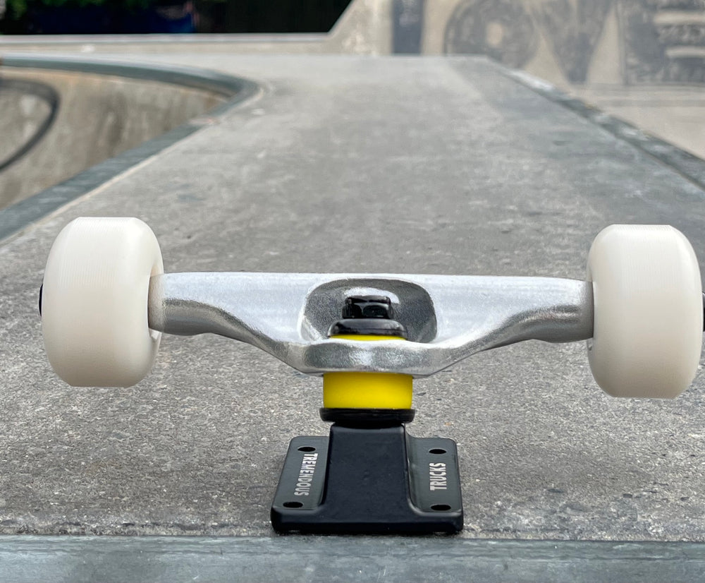 Tremendous truck kingpin and yellow bushings detail