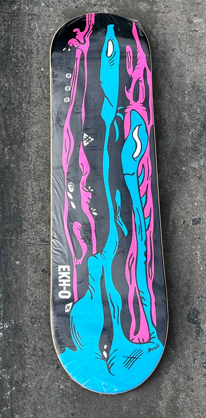 EKH-O Stay in Line Dark Edition 8.25 inch skateboard deck